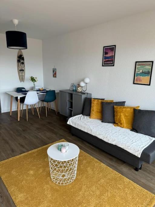 Cap Ocean Appartement T2 Cosy Avec Balcon A 1 Min De L'Ocean Capbreton Esterno foto